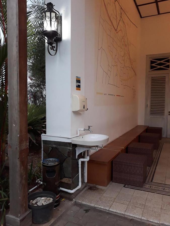 Mexolie Hotel Kebumen Εξωτερικό φωτογραφία