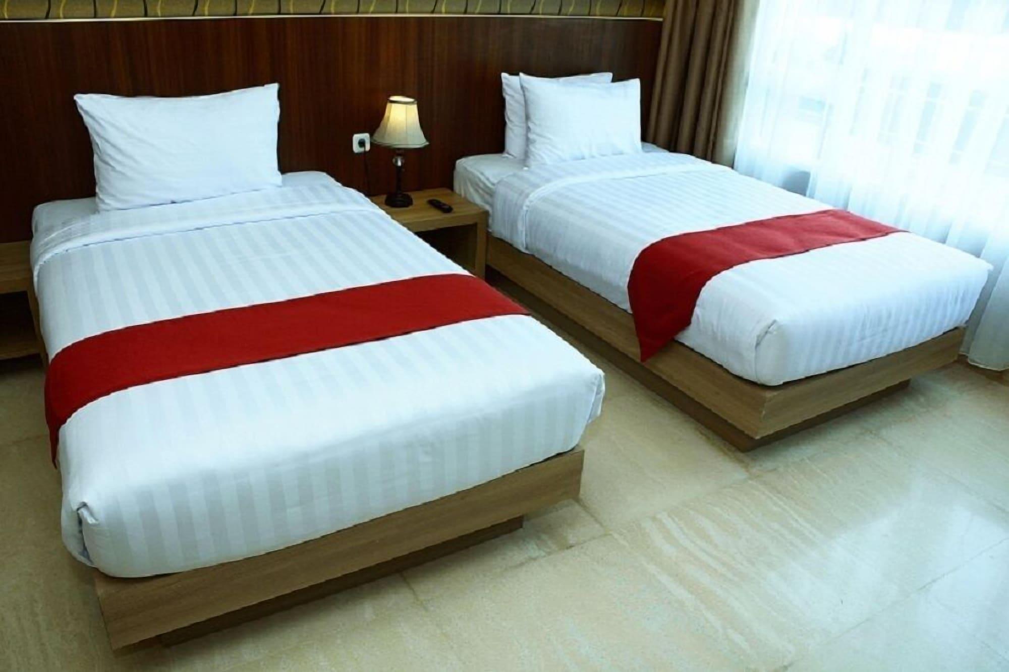 Mexolie Hotel Kebumen Εξωτερικό φωτογραφία