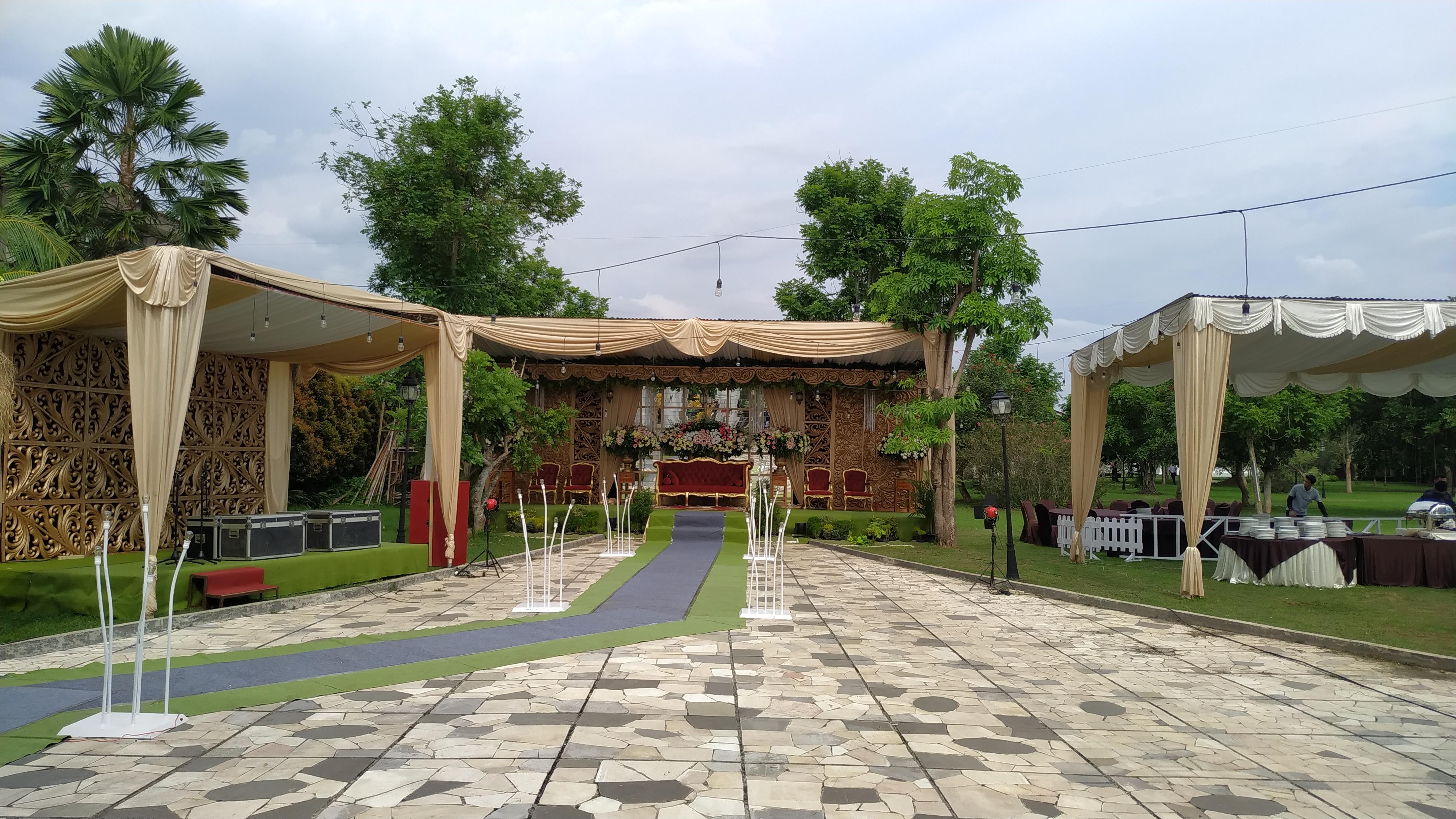 Mexolie Hotel Kebumen Εξωτερικό φωτογραφία