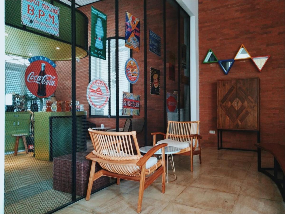 Mexolie Hotel Kebumen Εξωτερικό φωτογραφία